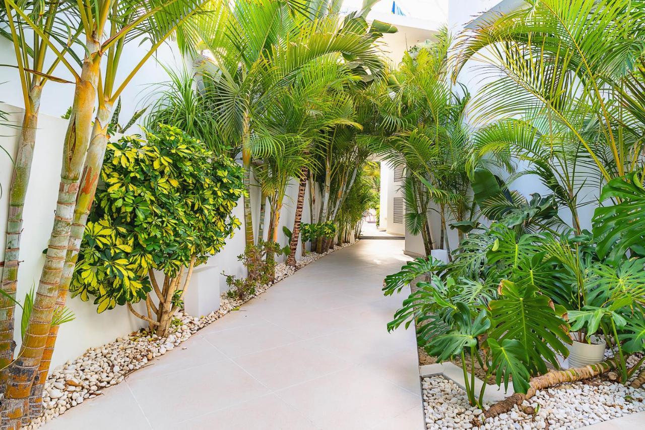 Lani'S Suites De Luxe - Adults Only Puerto del Carmen  Exteriér fotografie